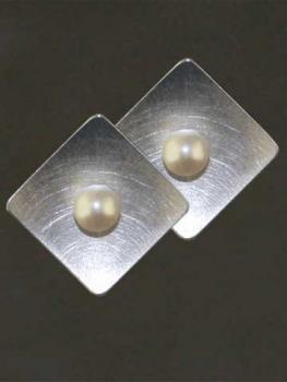 Silberohrstecker mit Perle